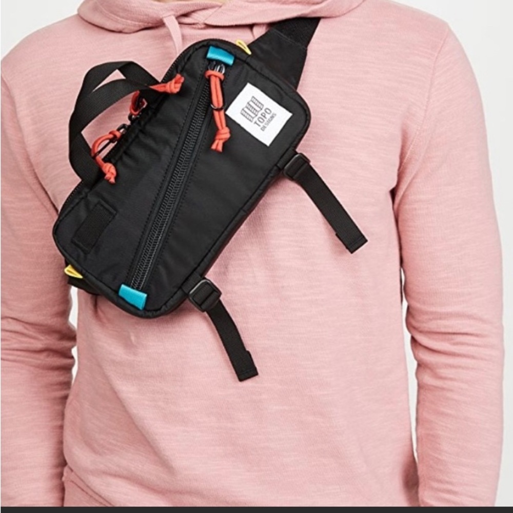 Topo Design Crossbody